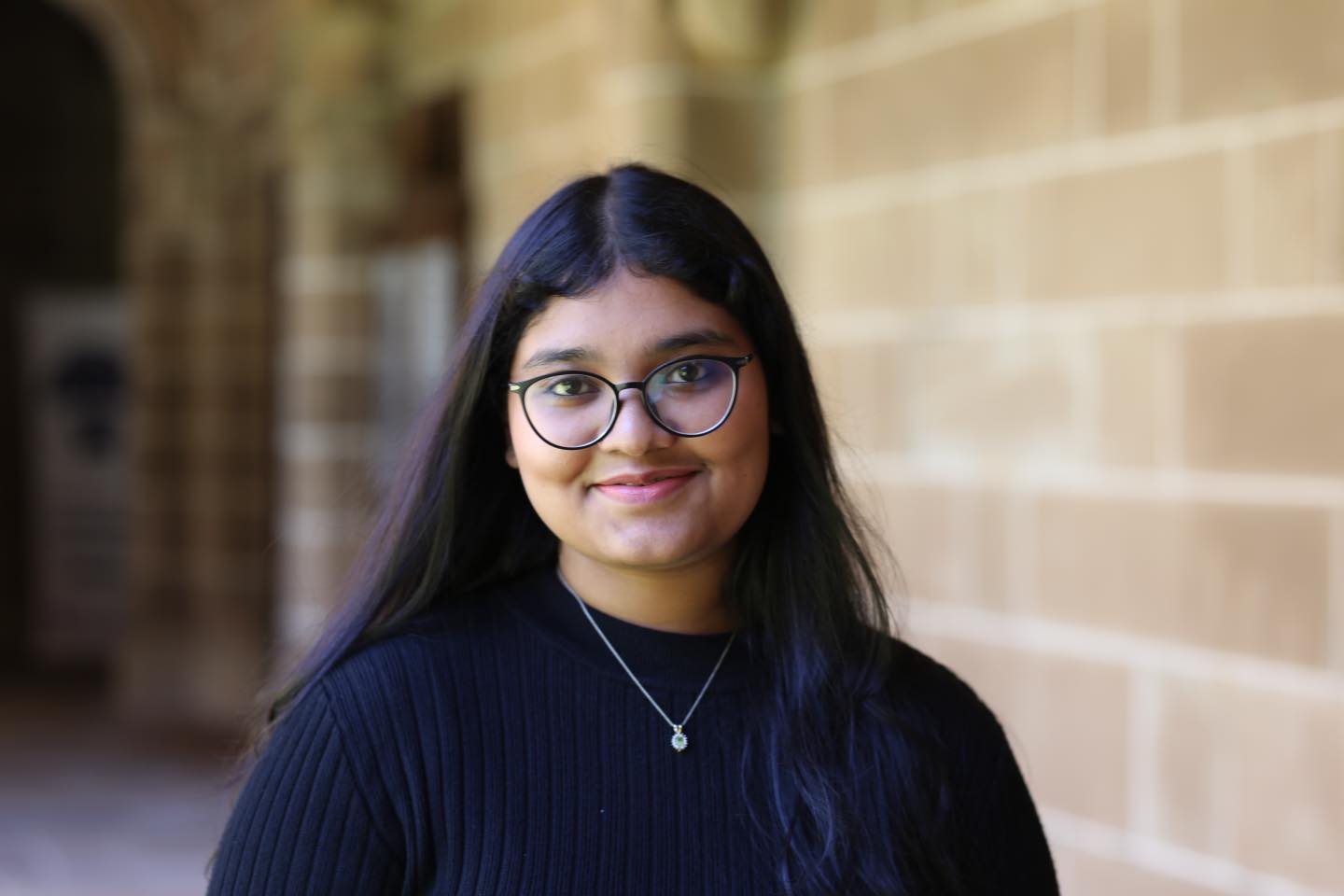 <span class="testimonial-name testimonial-name-one">Anila</span> <span class="testimonial-name testimonial-name-two">Khan</span>