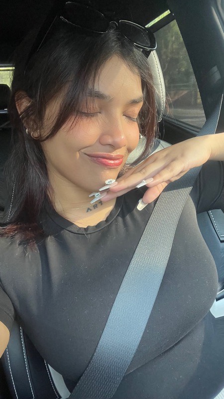 <span class="testimonial-name testimonial-name-one">Aashka</span> <span class="testimonial-name testimonial-name-two"></span>